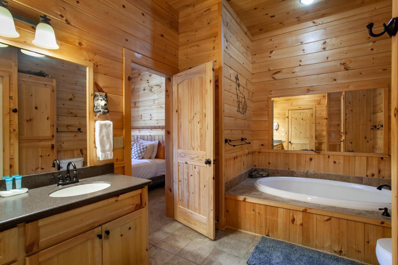 Black Bear Reserve - Mtn View, Hot Tub, Game Room Sevierville Esterno foto