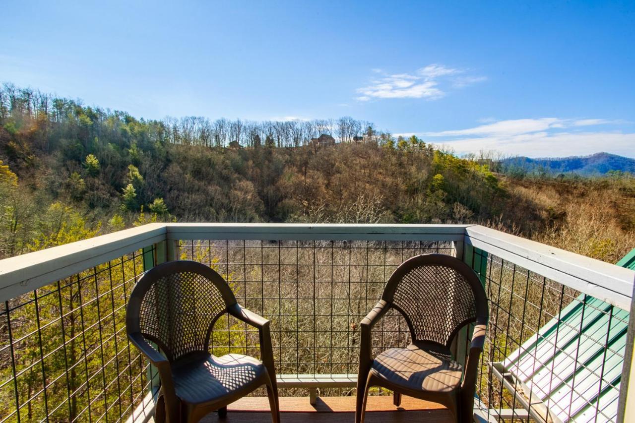 Black Bear Reserve - Mtn View, Hot Tub, Game Room Sevierville Esterno foto