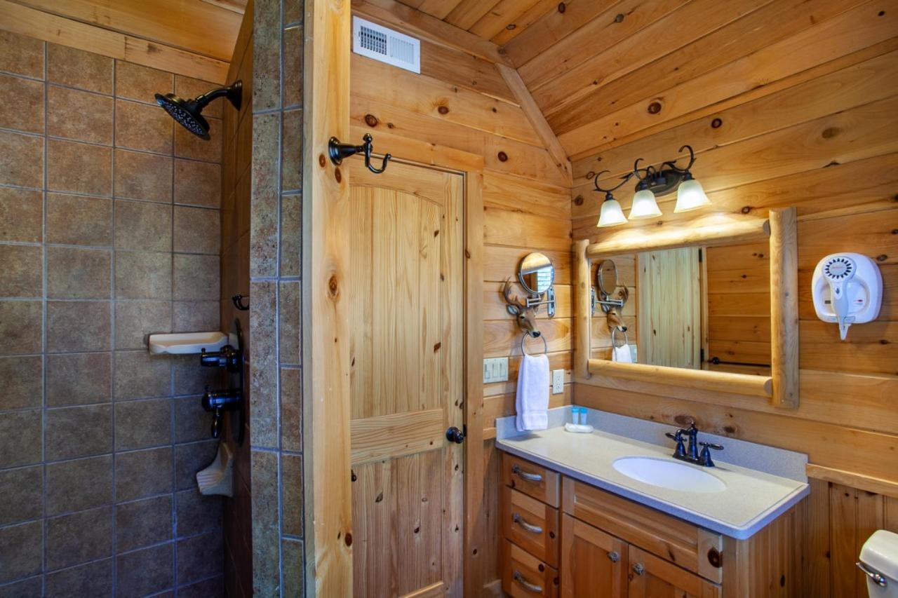 Black Bear Reserve - Mtn View, Hot Tub, Game Room Sevierville Esterno foto