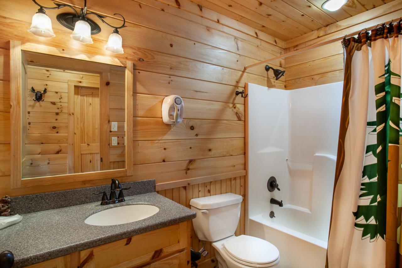 Black Bear Reserve - Mtn View, Hot Tub, Game Room Sevierville Esterno foto