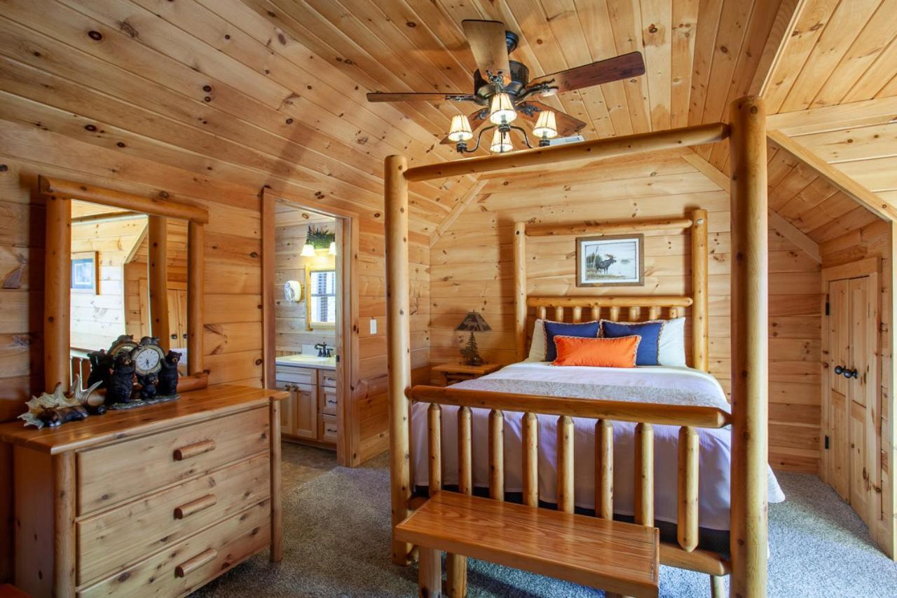 Black Bear Reserve - Mtn View, Hot Tub, Game Room Sevierville Esterno foto
