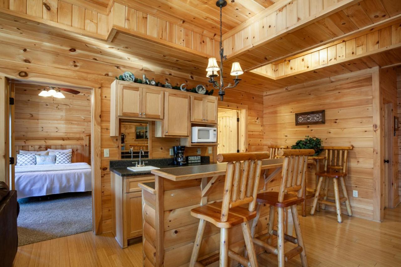 Black Bear Reserve - Mtn View, Hot Tub, Game Room Sevierville Esterno foto