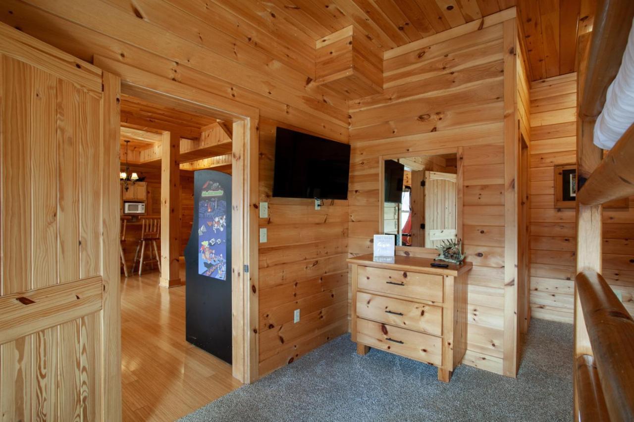 Black Bear Reserve - Mtn View, Hot Tub, Game Room Sevierville Esterno foto