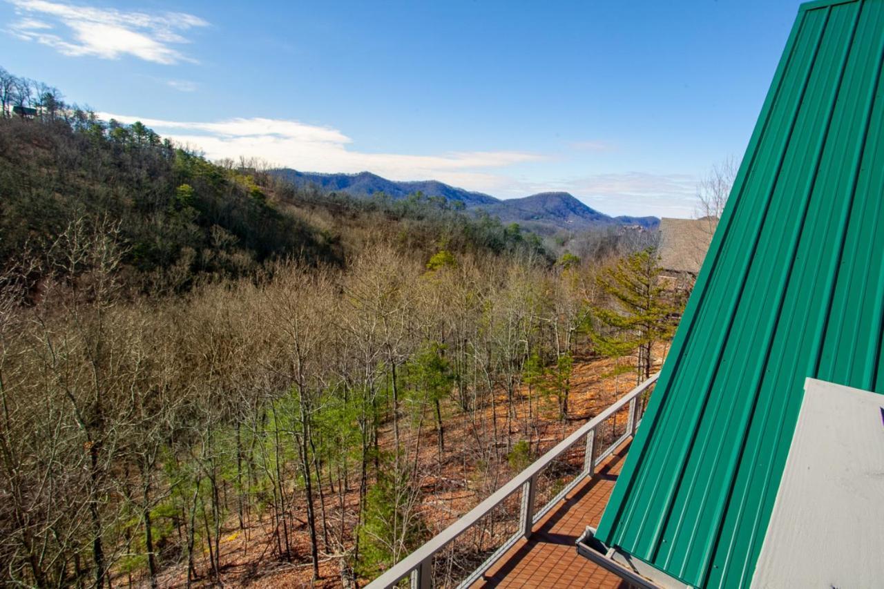 Black Bear Reserve - Mtn View, Hot Tub, Game Room Sevierville Esterno foto